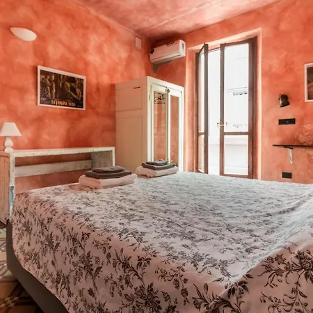 La Del Teatro Bed & Breakfast Milan