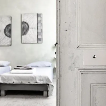 La Del Teatro Bed & Breakfast Milan