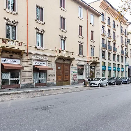 Stylish Loft Porta Romana Milan
