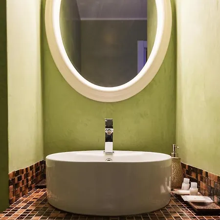 Guesthero - Cozy Near Porta Venezia Milan