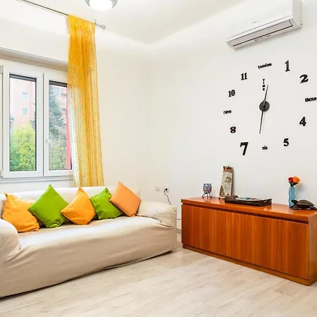 Apartment Gambara Bright Flat Mailand