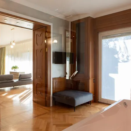 Parco Solari's Suites Milano