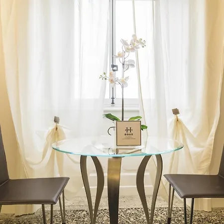 Hemeras Boutique Homes - Super Central Luxury *