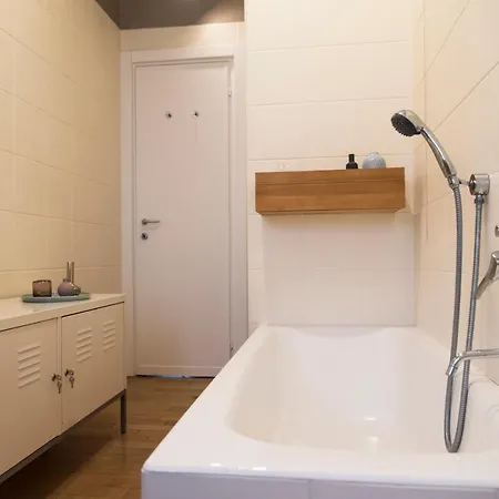Apartment Youhosty - Cardellino 55 Milan