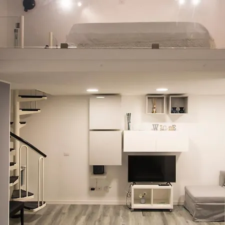 Youhosty - Ariberto 22 Lägenhet