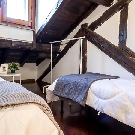 Apartman Altido Charming Flat For 6 In Historic Carrobbio