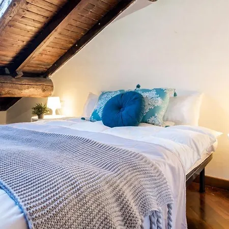 Apartman Altido Charming Flat For 6 In Historic Carrobbio