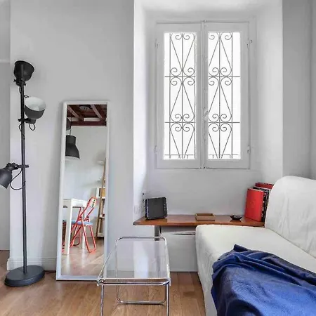 Apartment Cozy And Comfy Studio In Brera