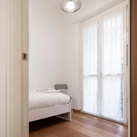 Italianway Easy - Palladio 16 Apartment