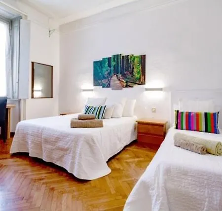 Alessia's Flat- Loreto 2 *