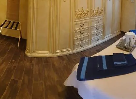 A San Siro 75 Bed & Breakfast 3*