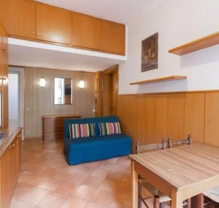 Alessia's Flat- Loreto 2