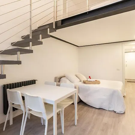 Alessia's Flat- Politecnico Milánó