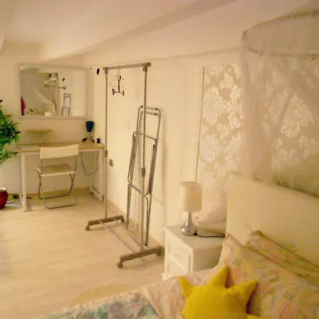 Pensjonat Cozy Private Mezzanine In Shared