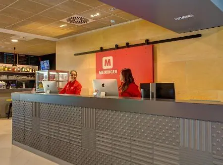 Hostel Meininger Garibaldi *