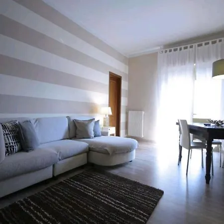 Tricolore Place Отель типа 