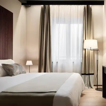 Speronari Hotel *