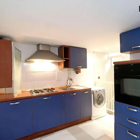 Elegant Cozy Private Mezzanine In Shared * Mailand