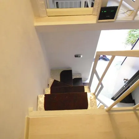 Elegant Cozy Private Mezzanine In Shared * Mailand