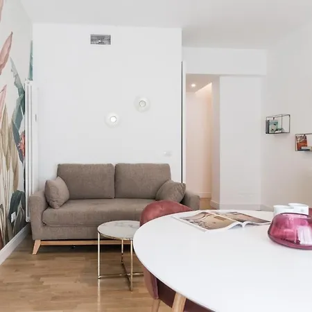 Italianway Easy - Brianza 28 Milánó