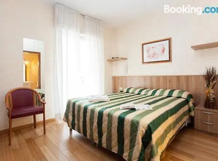 Apartahotel Desenzano Milán