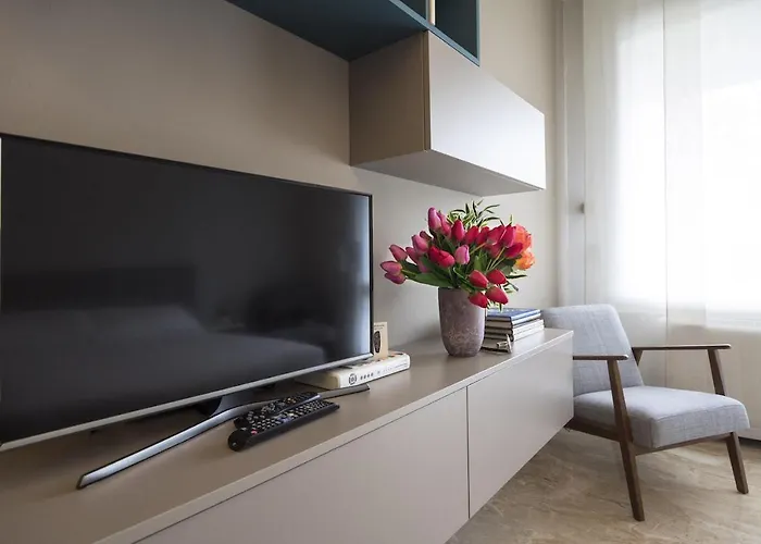 Appartement Contempora - Elvezia 8 - E14 *