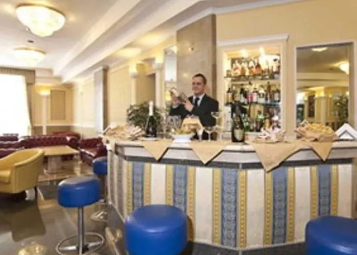호텔 Grand Plaza