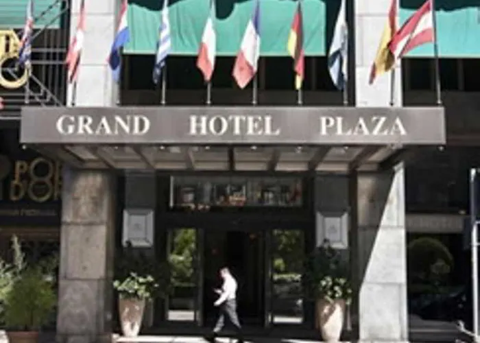 호텔 Grand Plaza 4*