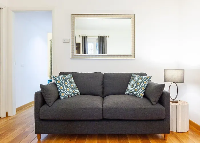 Easyhomes - Station Apartamento