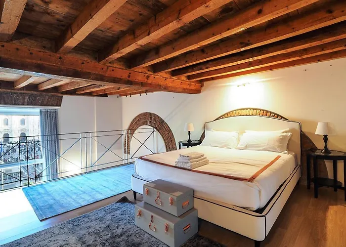 Unique Duomo Luxury 米兰