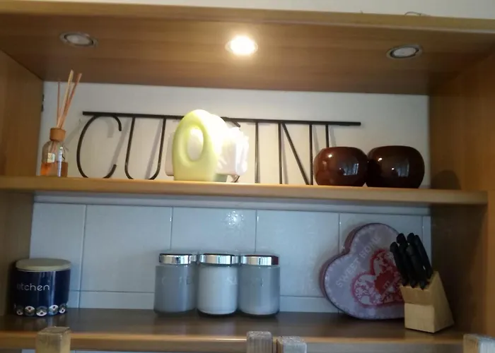 Leoni Charminghouse Apartament *