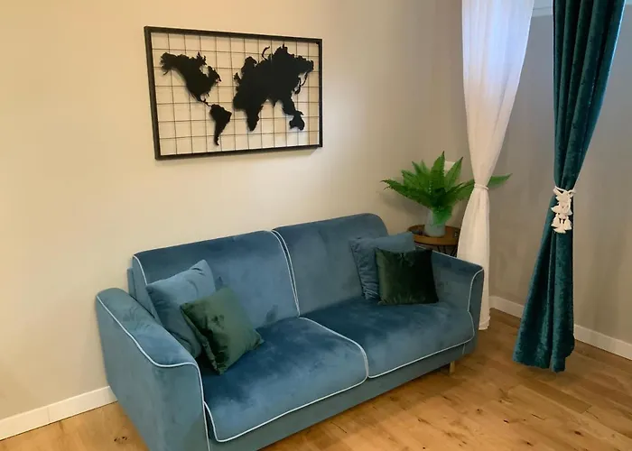 Beautiful Basement-tony Appartment-in The Heart Of