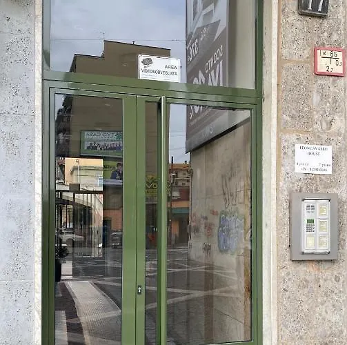 Leoncavallo House