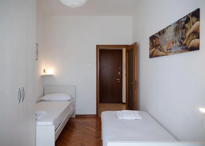 The Rent - Modern Two Bedroom In דירה מילאנו