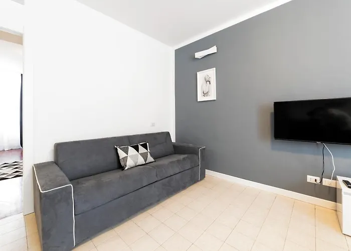 M5 Monumentale Wide * Milano