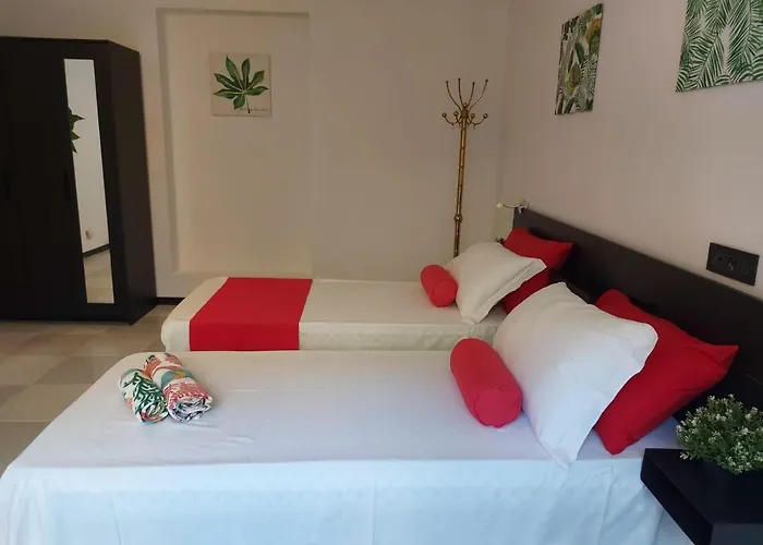 Bnbook-villa Molinari فيلة *