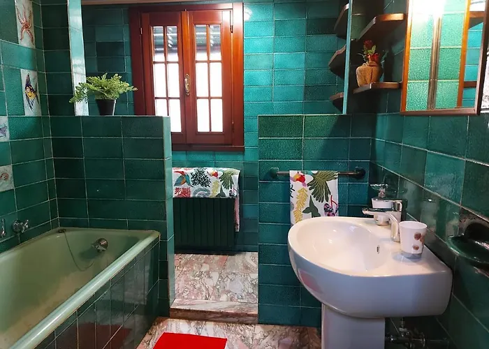 Bnbook-villa Molinari ميلان