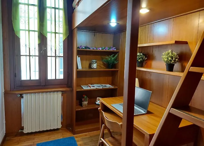 Bnbook-villa Molinari فيلة