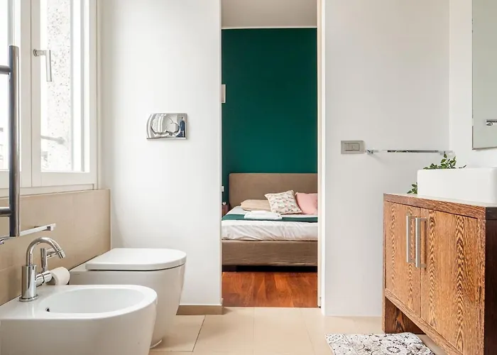 The Rent - Bright Two-bedroom In De Amicis Daire