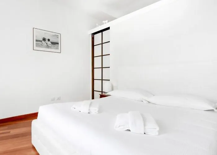 Pagano & Cenacolo Bright Milan