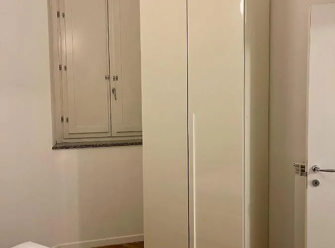 Easy - And Navigli Milan