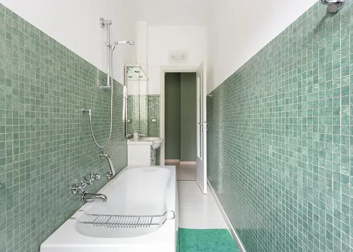Apartment Hostmate - - Via Cenisio Milan
