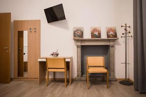 Hotel Amico Milano Certosa Otel