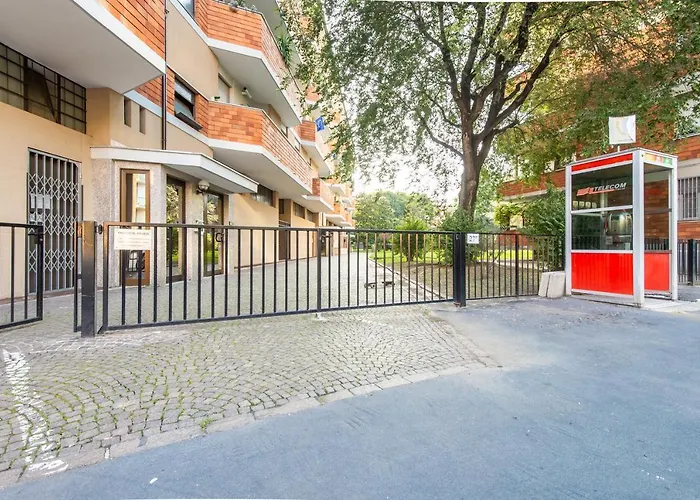 Milano Guest House Affittacamere *