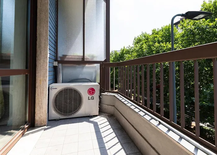 Appartamento De Angeli - 2 Bedroom Milano