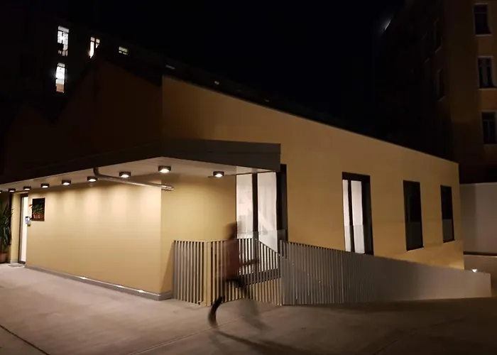 Brand New Ortiquattro 米兰