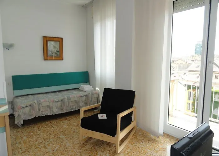 Giusti 6 Apartahotel