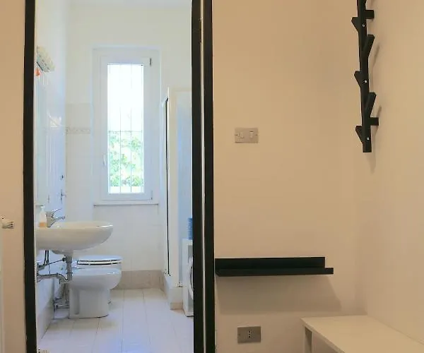 Sant Ambrogio Mansion - Via Olona Apartament