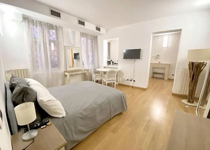 Boutique In Center: Duomo Scala Apartman