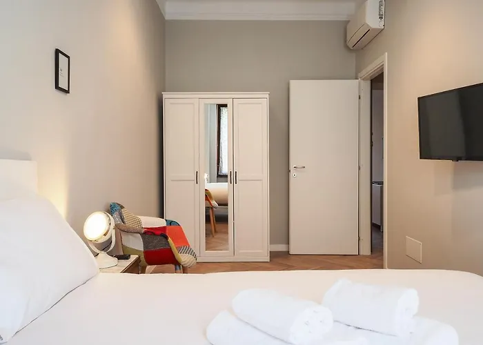 Primopiano - Ferrante Aporti Flats Apartamento *